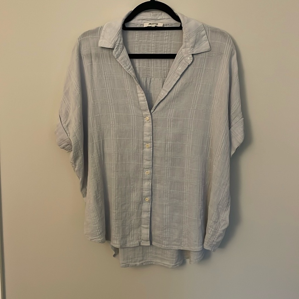 Madewell baby blue short sleeve dress shirt - size medium